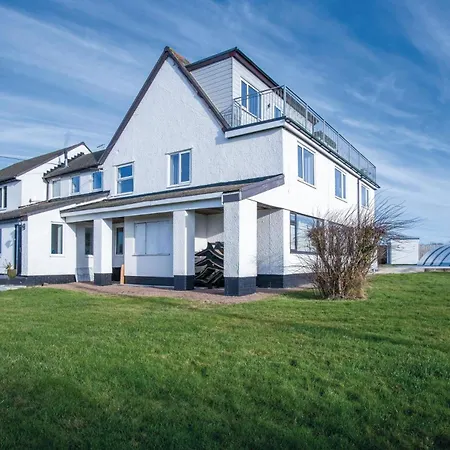 Oasis - 2 Bedroom Apartment - Ocean Breeze Port Eynon Exterior foto