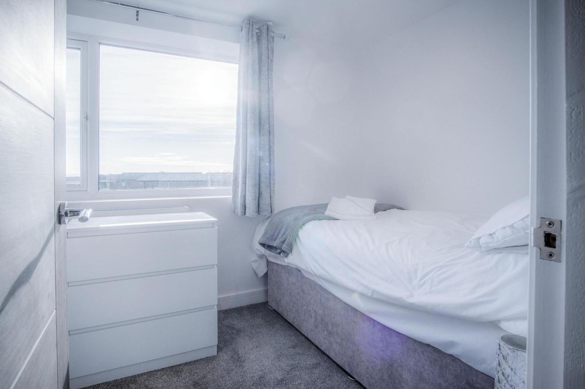 Oasis - 2 Bedroom - Ocean Breeze Port-Eynon