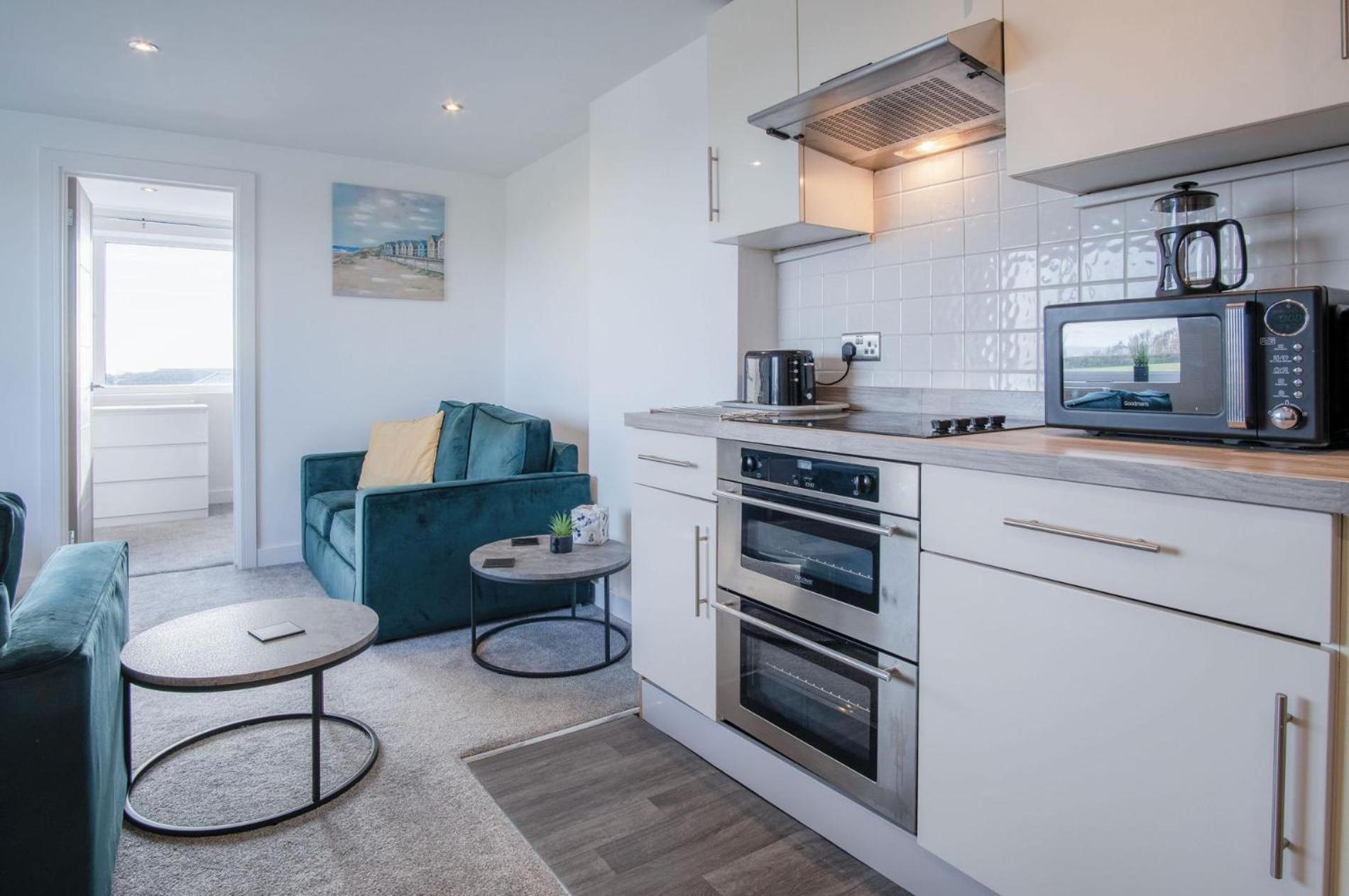 Oasis - 2 Bedroom - Ocean Breeze Апартаменты *
